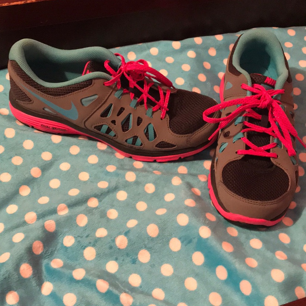 ☀️EUC☀️Great Pair of NIKE Dual Fusion Run 2🏃‍♀️